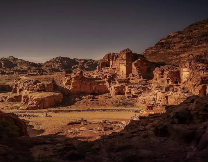 5-Day Highlights of Jordan: Amman, Petra, Wadi Rum & the Dead Sea